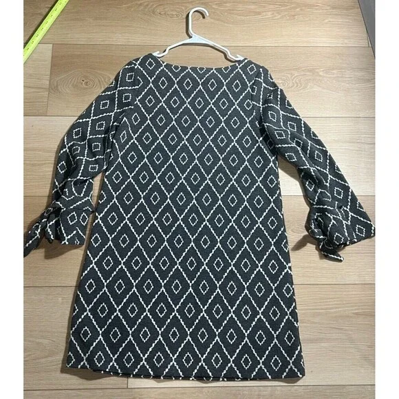 Loft Long Sleeve Mini Shift Dress Womens Size MP Black Diamond Tie Cuff Chic - Picture 6 of 6